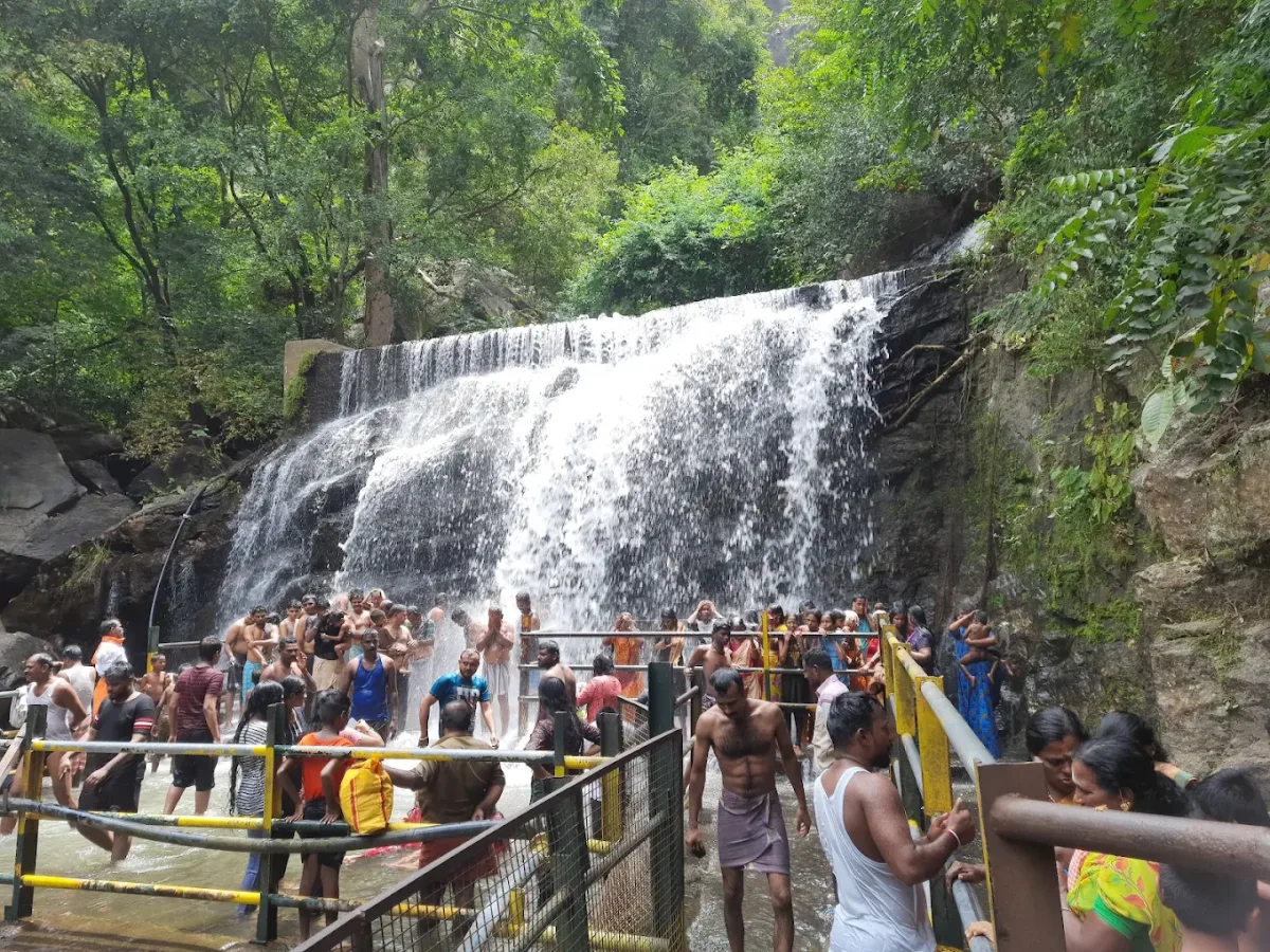 Suruli Falls cover photo
